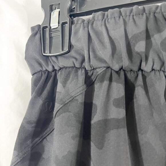 Lululemon Keep Moving High Rise Jogger Pants in Black Gray Camo - Size 4 - Picture 4 of 8
